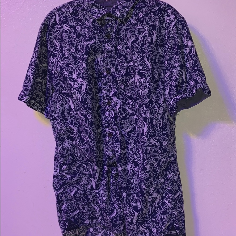 BUTTON DOWN SHIRT